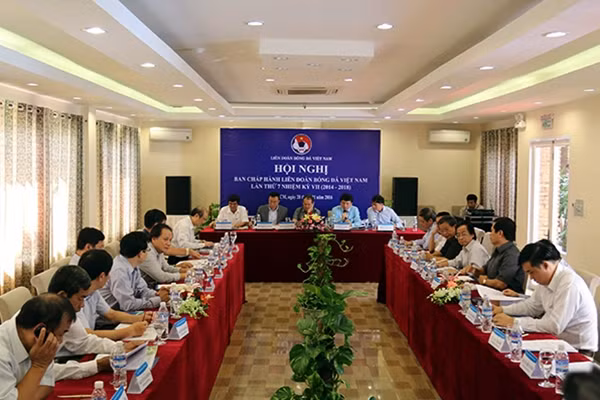 Đầu năm, hy vọng vấn đề nhân sự VFF sẽ diễn ra êm ả. Ảnh: H.M.