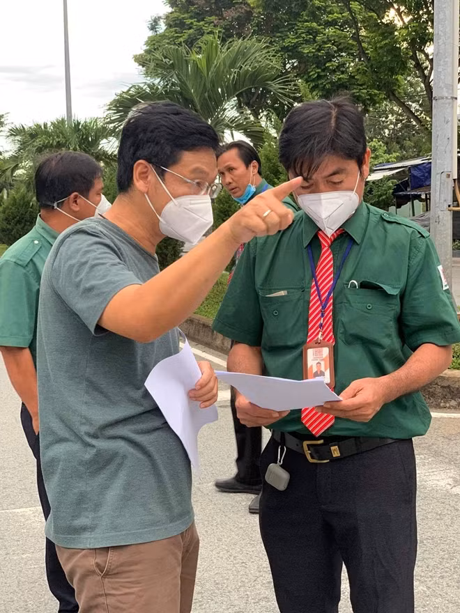 Rà soát danh sách, hướng dẫn bệnh nhân F0 đủ điều kiện được xuất viện tiếp tục trở về nhà cách ly.