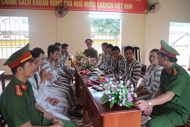 Đón Tết sớm ở Trại tạm giam Công an tỉnh Quảng Nam