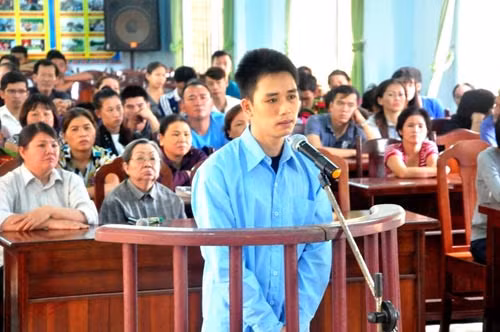 Bị cáo Hoàng Văn Hậu tại tòa.