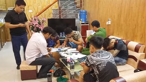 Các đối tượng và...