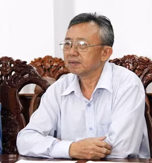 Ông Hoàng Quốc Cường, Phó giám đốc Sở TN&MT tỉnh Hậu Giang trả lời PV về dự án nhà máy giấy Lee&Man.