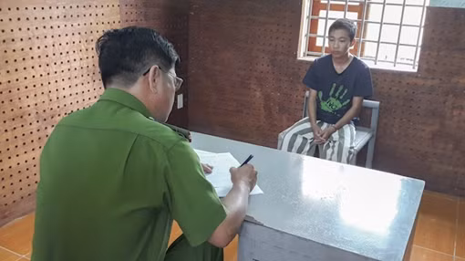 Mẫu thuẫn trên đường, nam thanh niên gây án giết người