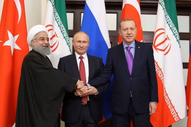 Các nhà lãnh đạo Nga, Thổ Nhĩ Kỳ và Iran trong một cuộc gặp. Ảnh: Reuters