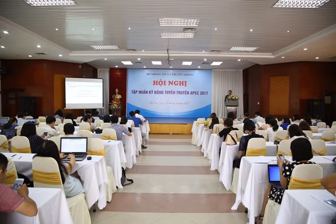 Hội nghị tập huấn kỹ năng tuyên truyền APEC 2017 sáng 29-9.