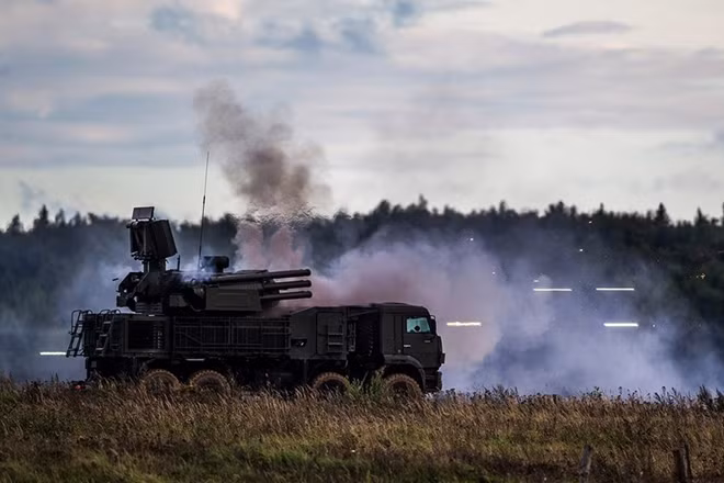 Các cuộc tập trận Zapad được tổ chức 4 năm một lần, Nga và Belarus đã điều đến đây nhiều binh chủng và vũ khí để phô diễn sức mạnh.