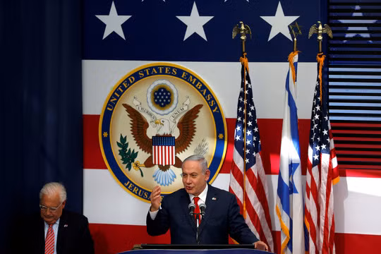 Tại lễ khánh thành, Jared Kushner, con rể của ông Trump, phát biểu: "Trong khi các tổng thống tiền nhiệm không tán thành việc chuyển tòa đại sứ Mỹ, tổng thống đương nhiệm lại quyết tâm thực hiện việc này. Bởi vì khi Tổng thống Trump đã hứa, thì ông luôn giữ lời."