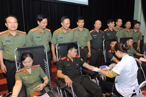 Tuổi trẻ Bộ Tư lệnh Cảnh vệ ứng dụng khoa học, kỹ thuật phục vụ công tác ảnh 4