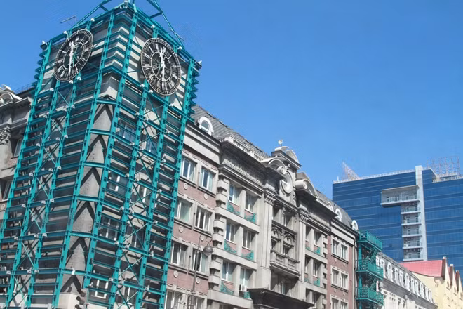 Vladivostok là thành phố của những người đánh cá, thủy thủ, nhà khoa học và nhà chế tạo máy. Trong ảnh là một ngôi nhà với kiến trúc độc đáo tại thành phố này.