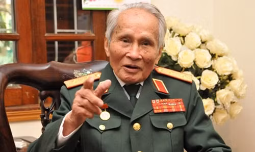 Trung tướng Nguyễn Quốc Thước, đại biểu Quốc hội các khóa VIII, IX, X.