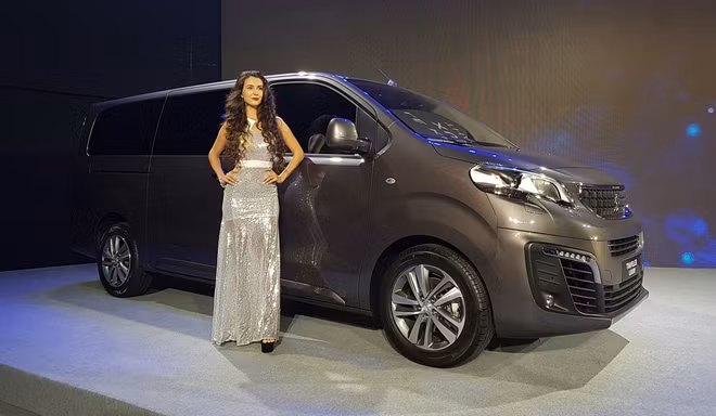 Mẫu xe Peugeot Traveller vừa được ra mắt thị trường Việt Nam.