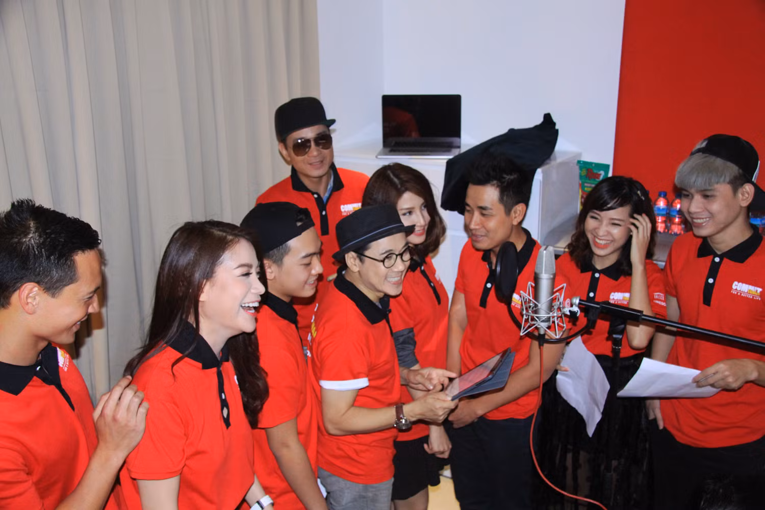 Commit Vietnam” dự kiến sẽ được phát hành rộng rãi trên nhiều kênh truyền thông để kêu gọi mọi người cùng tham gia vì một Việt Nam tốt đẹp hơn.