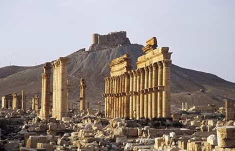 Những cây cột nổi tiếng của Palmyra.