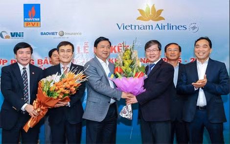 Các đại biểu tham dự tại lễ ký kết.