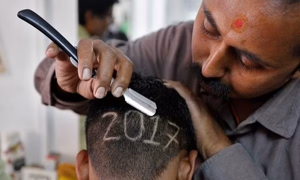 Kiểu tóc 2017 đang trở thành mốt ở nhiều nước, đặc biệt là Ấn Độ. Ảnh: Reuters