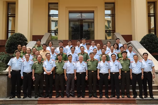 Các đại biểu tham dự Hội nghị.