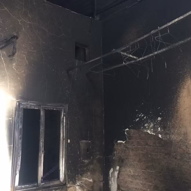toàn bộ tài sản bị thiêu rụi