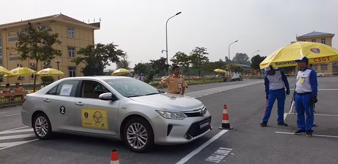 Thí sinh chuẩn bị xuất phát