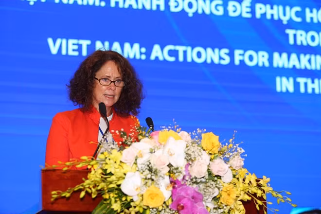 Bà Carolyn Turk, Giám đốc Quốc gia Ngân hàng Thế giới (WB) tại Việt Nam ( ảnh Lê Tiên)