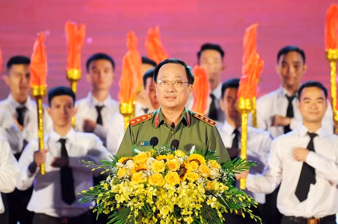 Thứ trưởng Nguyễn Văn Thành phát biểu chỉ đạo tại chương trình.