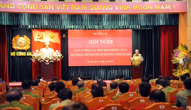Toàn cảnh hội nghị.
