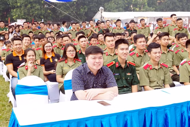 Ban tổ chức ghi nhận Học viện ANND là trường có lượng khán giả đến cổ vũ đông nhất cho ngày hội.