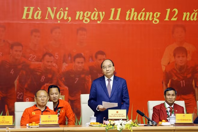 Thủ tướng Nguyễn Xuân Phúc phát biểu tại buổi gặp mặt.