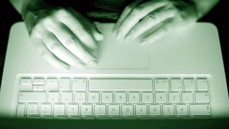 Lịch sử duyệt web bị giám sát theo dự luật mới.