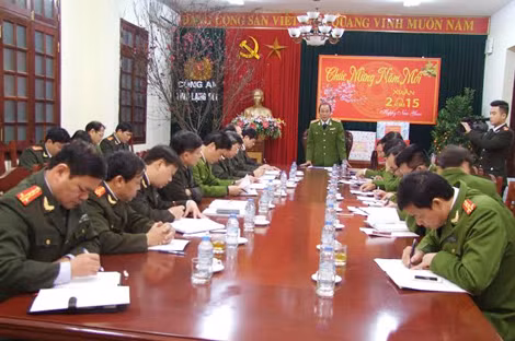 Trung tướng Trần Đăng Yến phát biểu chỉ đạo tại buổi làm việc.