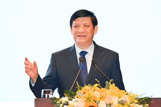 Bộ trưởng Bộ Y tế Nguyễn Thanh Long Bộ trưởng Bộ Y tế Nguyễn Thanh Long