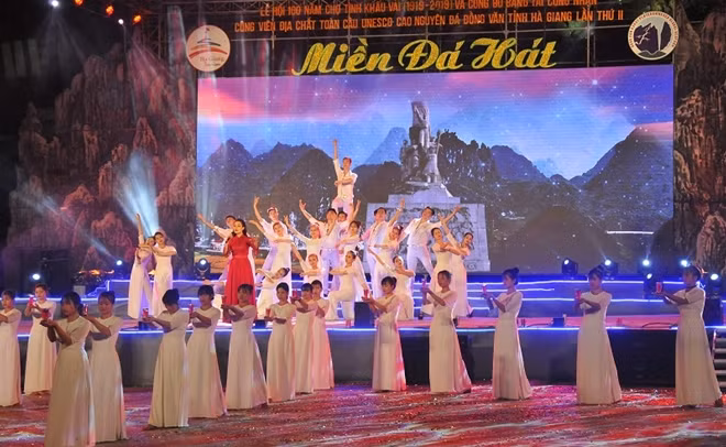 Chương trình nghệ thuật khai mạc đặc biệt chủ đề "Miền đá hát"