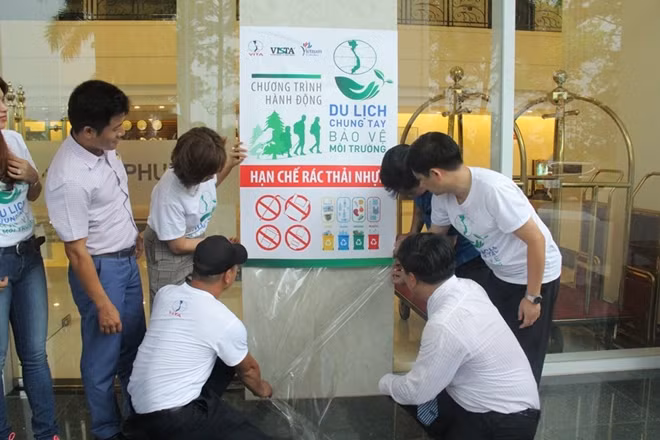 Khởi động chương trình hành động chung tay bảo vệ môi trường, hạn chế rác thải nhựa tại Phú Thọ