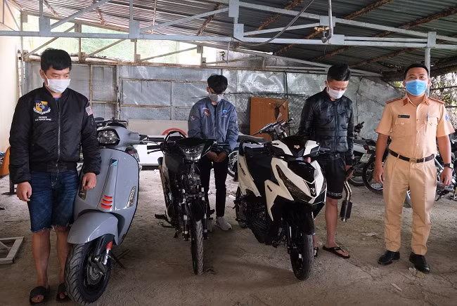 Một số thanh thiếu niên vi phạm