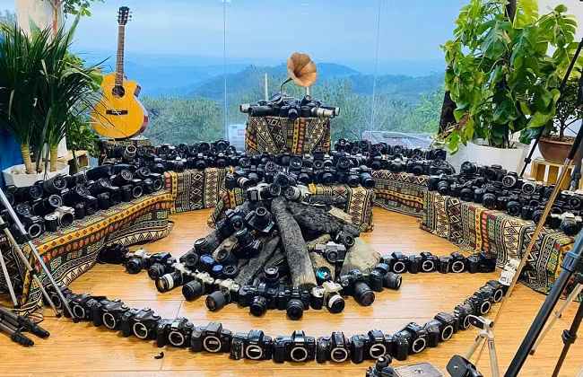Gần 200 máy ảnh chụp bằng film của các thương hiệu nổi tiếng anh Quy dành tặng mọi người Gần 200 máy ảnh chụp bằng film của các thương hiệu nổi tiếng anh Quy dành tặng mọi người