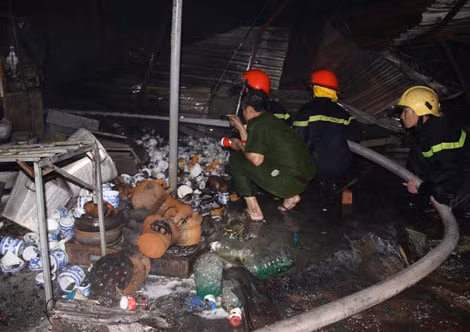 Sau vụ cháy, cơ quan công an đã điều tra làm rõ vụ cháy xuất phát là do chập điện.