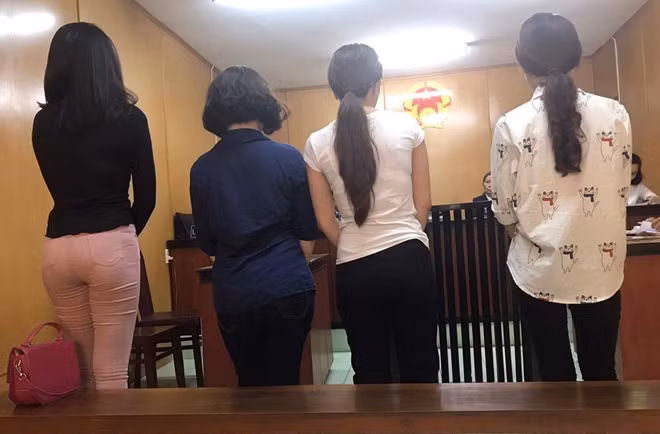 Các bị cáo tại toà