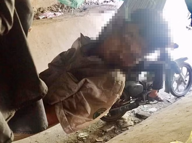 Thi thể người đàn ông tử vong được người dân phát hiện và trình báo cơ quan chức năng (Ảnh: CTV).