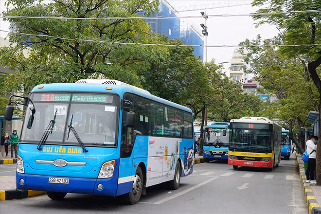 Transerco sẵn sàng tham gia đấu thầu mở mới các tuyến buýt trong năm 2021. Transerco sẵn sàng tham gia đấu thầu mở mới các tuyến buýt trong năm 2021.