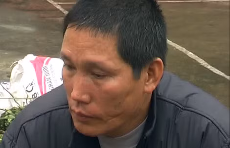 Đối tượng Nguyễn Văn Phong và tang vật thu giữ.
