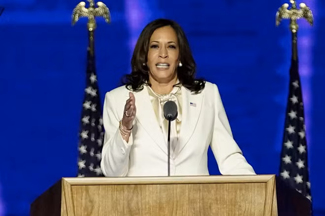 Phó Tổng thống đắc cử Kamala Harris phát biểu. (Ảnh: AP)