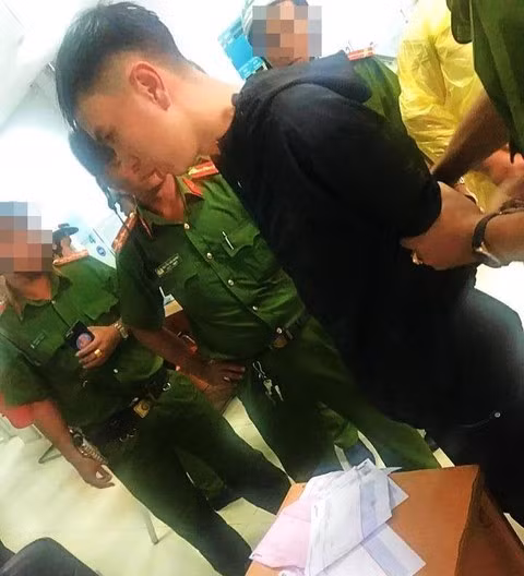 Bách thời điểm bị bắt