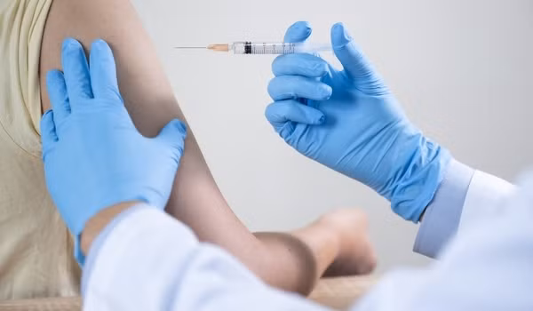 Vaccine có hạn sử dụng ngắn sẽ được Hà Nội cấp phát sử dụng trước.
