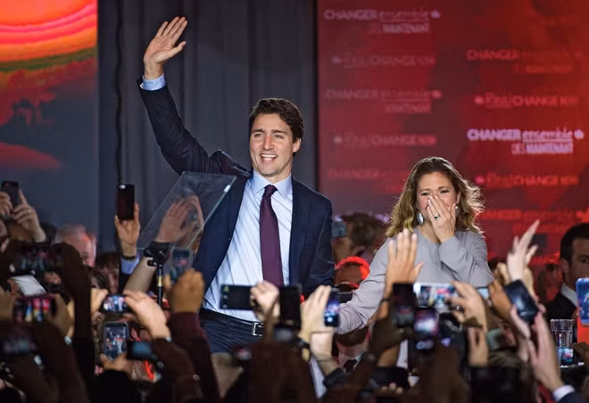 5. Ông Trudeau chính thức nhậm chức Thủ tướng Canada ngày 4-11-2015. Ở tuổi 45, ông là Thủ tướng trẻ thứ hai trong lịch sử Canada. Ảnh: Macleans.