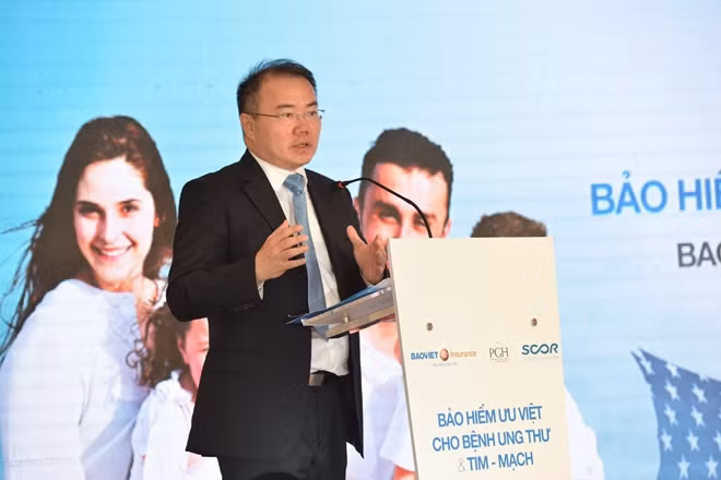 Ông Louis Heng, Giám đốc Khu vực Đông Nam Á và Ấn Độ, Tập đoàn tái bảo hiểm Scor Re phát biểu tại buổi lễ.