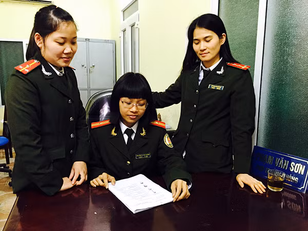 Thiếu tá Nguyễn Thị Thùy Dương.