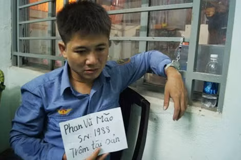 Đối tượng Mão tại cơ quan Công an.