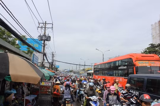 Hình ảnh kẹt xe chụp ngày 9/1.