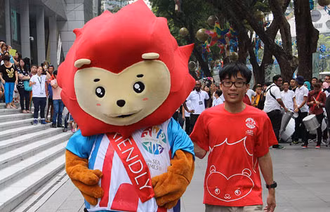 Tại đại lộ mua sắm nổi tiếng Orchard.
