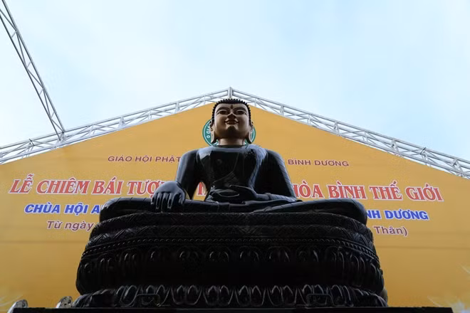Phật Ngọc hoà bình nổi tiếng thế giới