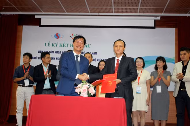 Lễ ký kết